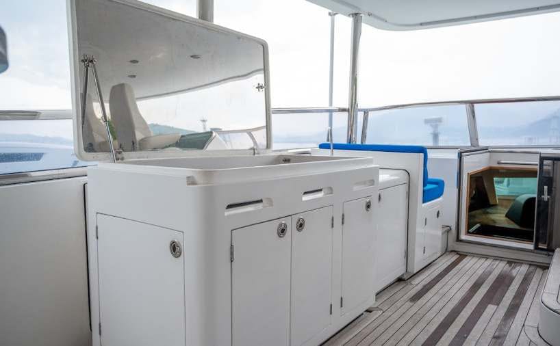 lady eileen ii wetter on flybridge