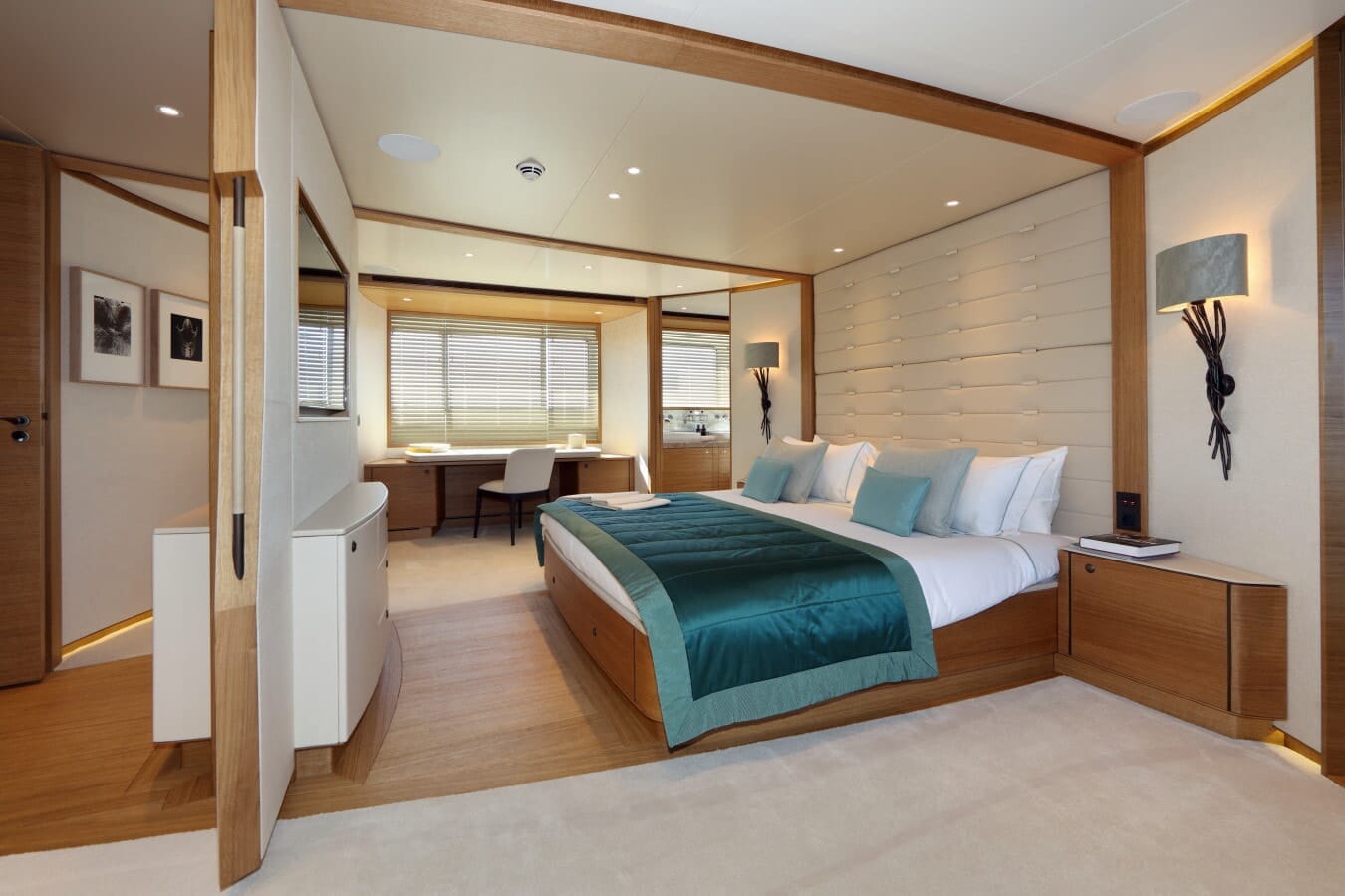 SOLIS guest cabin