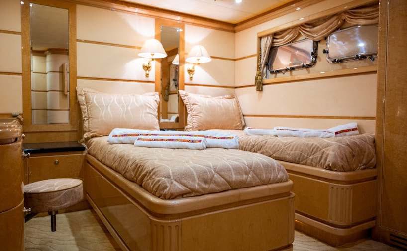 Lady Eileen ii guest cabin