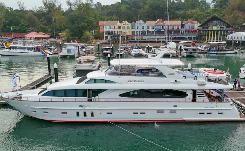 lady Eileen ii port side view